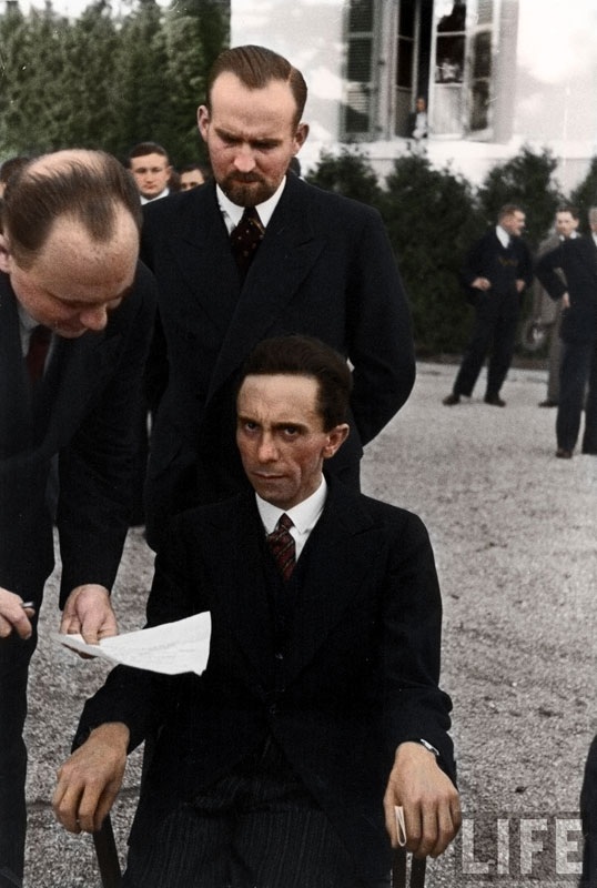 Goebbels sitting