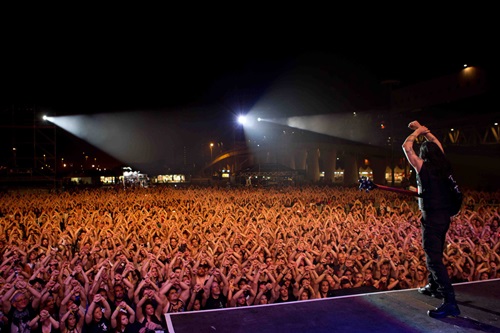 The audience at a Manowar concert